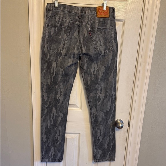 Levi's Men's 511 Gray Camouflage Jeans - Picture 3 of 6
